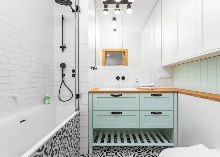 Premium Leszczynska By Your Freedom