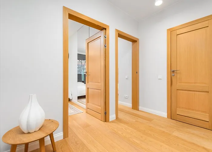 Premium Leszczynska By Your Freedom Varşova