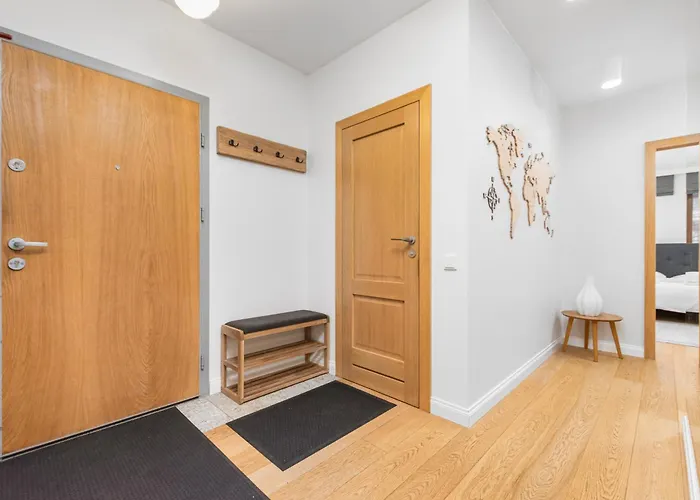 Premium Leszczynska By Your Freedom * Varsavia